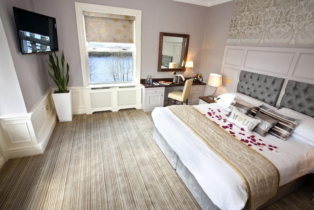 The Lakeside Hotel & Leisure Centre 킬랄로 외부 사진